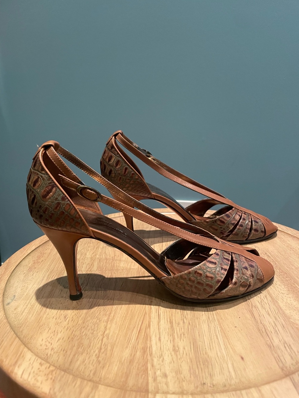 Couture Donald J. Pliner Croc-Embossed Leather Heels - Picture 3 of 6